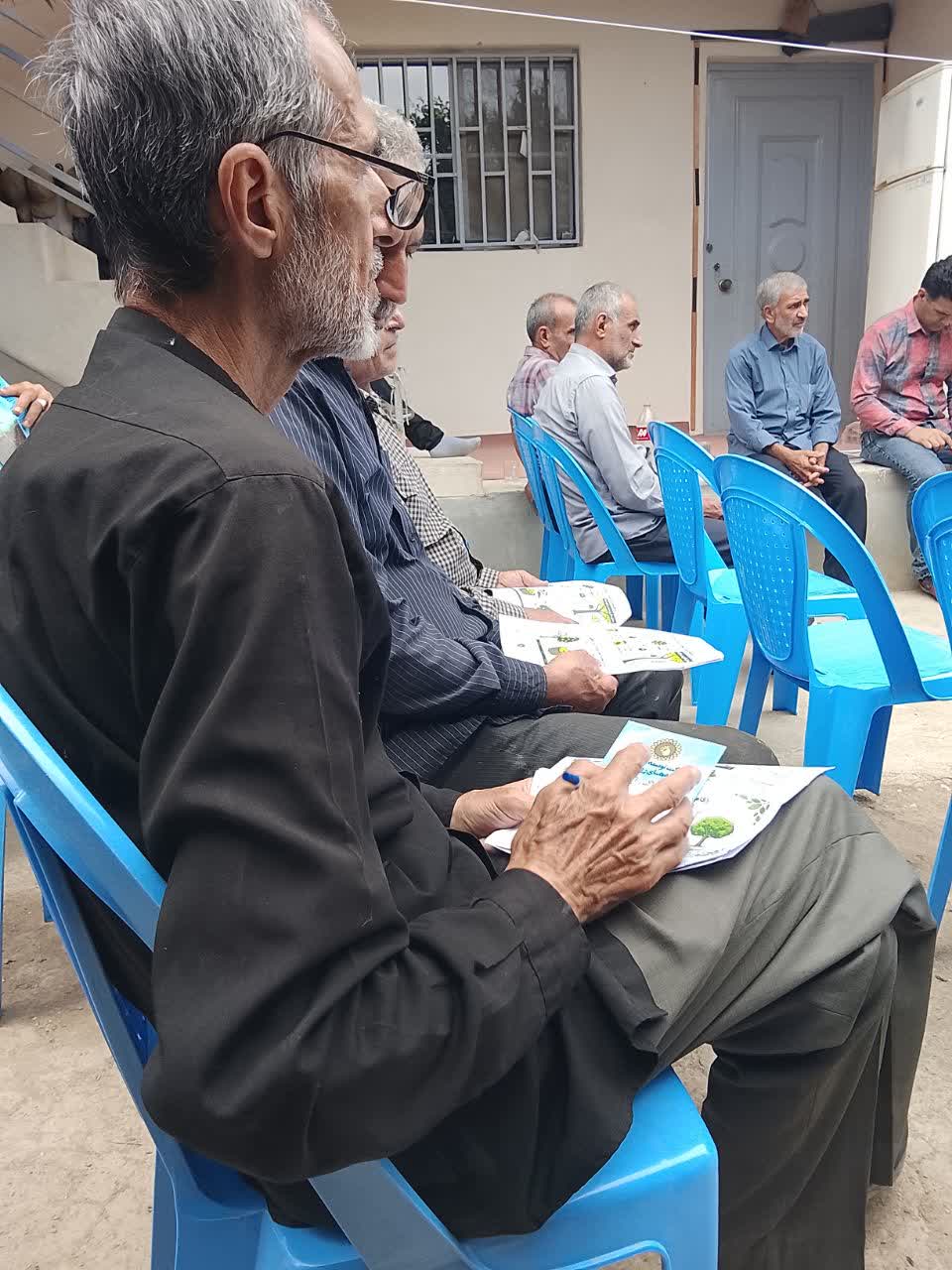 برگزاری دوره آموزشی مدیریت مگس مدیترانه‌ای