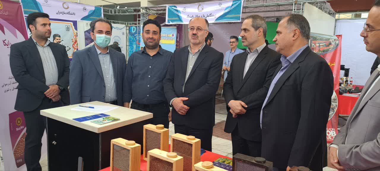 رونمایی از دو رقم جدید کتان روغنی(بزرک) به نام های رایکا  و  دشت ناز