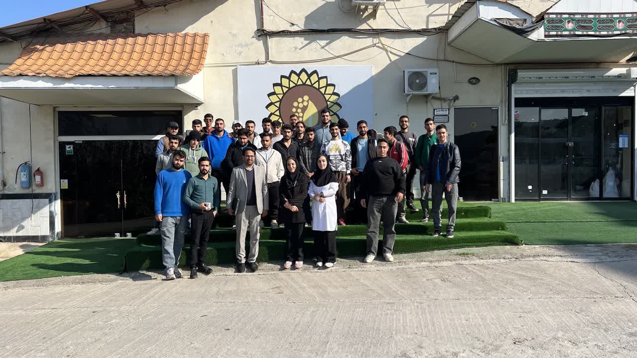 بازدید دانشجویان دانشگاه ملی مهارت از مرکز تحقیقات 